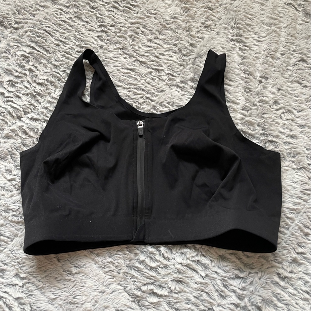 Zyia zipper bra